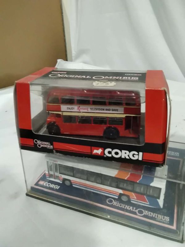 lot 436 6 x boxed Corgi bus models - Image 3