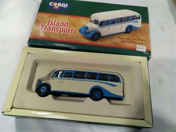 lot 439 Corgi Buses x5 - Image 2