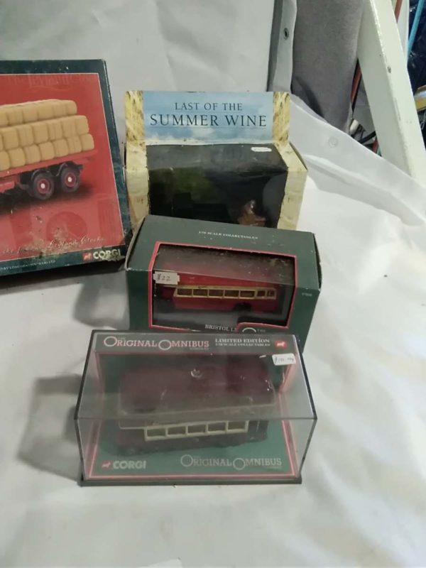 lot 456 Mixed Corgi vehicles - Image 2