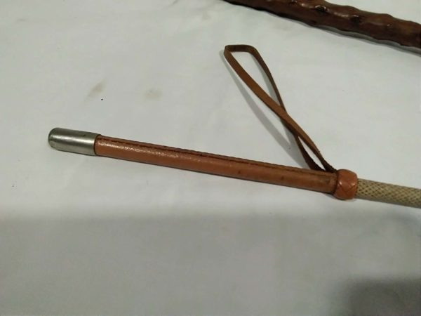 lot 470 walking stick & whip - Image 3