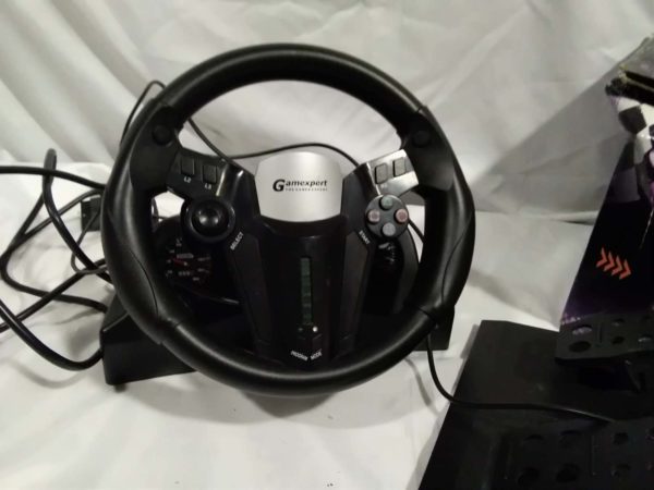 lot 478  light speed racer steering wheel & pedals - Image 4