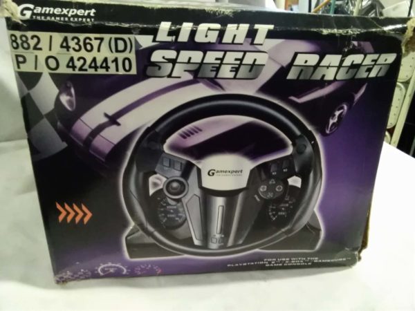 lot 478  light speed racer steering wheel & pedals - Image 3