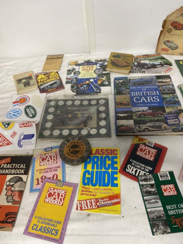 LOT 1079 JB : VINTAGED CAR RELATED ITEMS INC COINS - Image 3