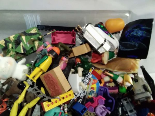 lot 491 assorted children’s toys, cards, figures, lego etc - Image 5