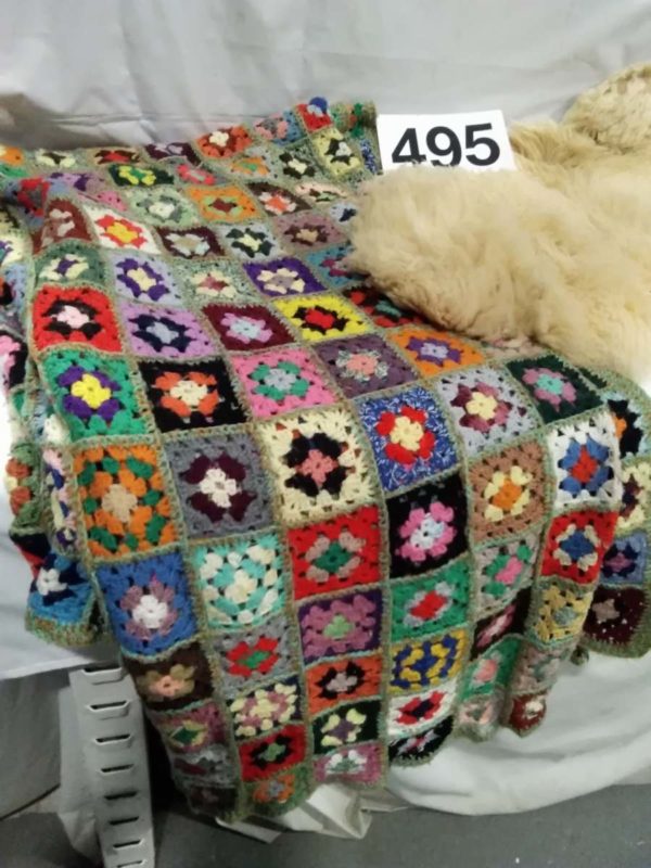 lot 495 sheep skin rugs x2 & crochet blanket - Image 2