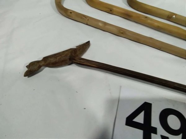 lot 496 3 walking sticks & carved thumb stick - Image 3