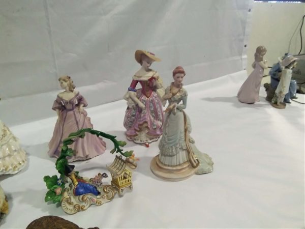 lot 501 Royal Worcester & coalport figurines plus others - Image 8