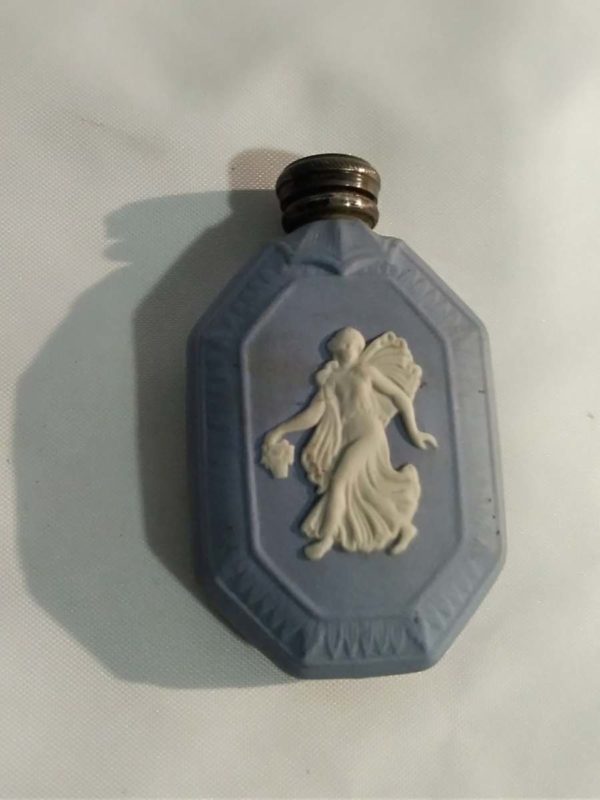 lot 517 vintage Wedgewood Jasperware perfume bottle