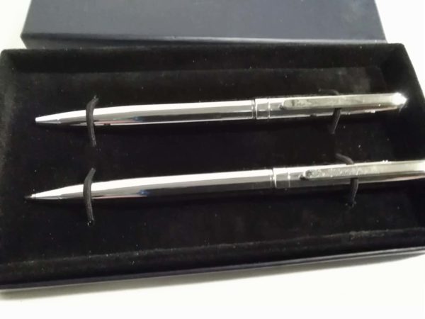 lot 531 cased Ben Sherman pen set - Image 2