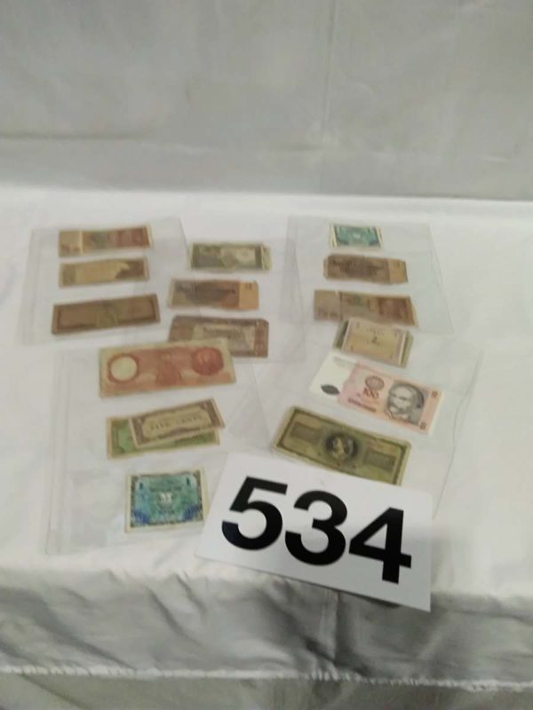 lot 534 collection of vintage foreign bank notes - Image 2