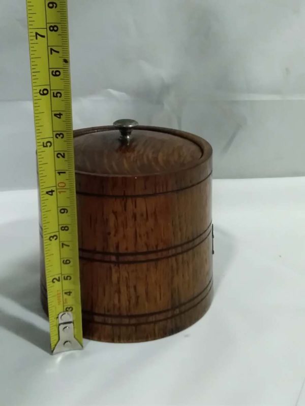 lot 536 Oak tobacco jar with liner - Image 3