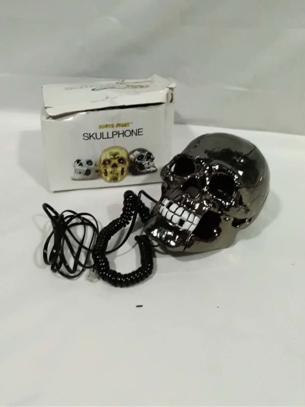 lot 540 Skull telephone