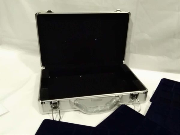 lot 549 coin collectors case & coin trays x5 - Image 3