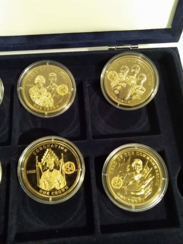 lot 553 royal themed cased coins in presentation box - Image 6