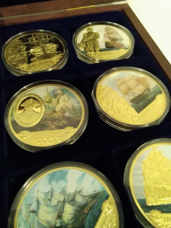 lot 568 250 years HMS Victory cased coins - Image 5