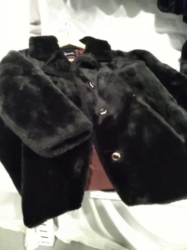 lot 597 vintage & modern faux fur coats - Image 6