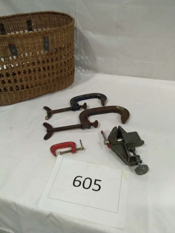 lot 605 record clamps 3″ & 4″ plus 2 others - Image 2