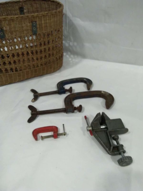 lot 605 record clamps 3″ & 4″ plus 2 others