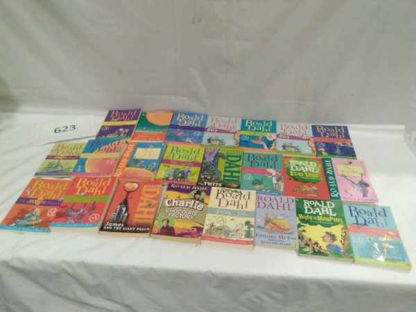 lot 623 Quantity of Roald Dahl books