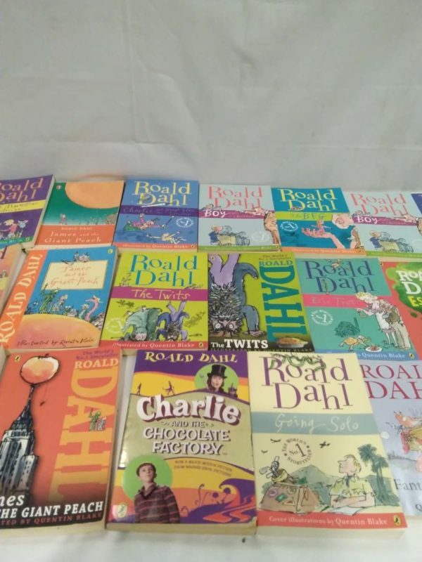 lot 623 Quantity of Roald Dahl books - Image 4