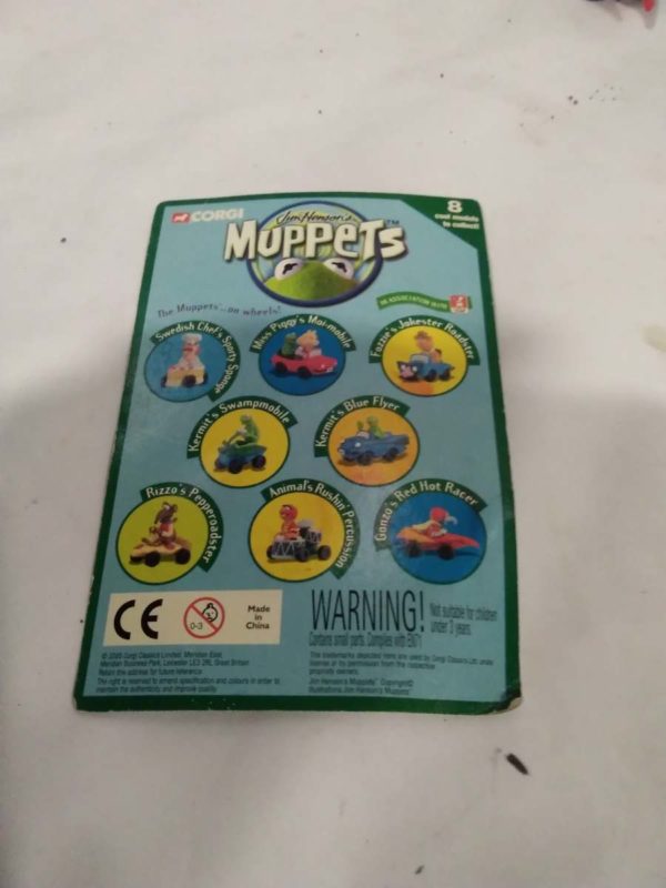 lot 629 Corgi Muppets Toys Era 2000 - Image 3