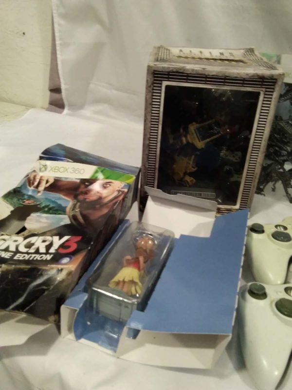 lot 635 Xbox consoles & accessories - Image 2