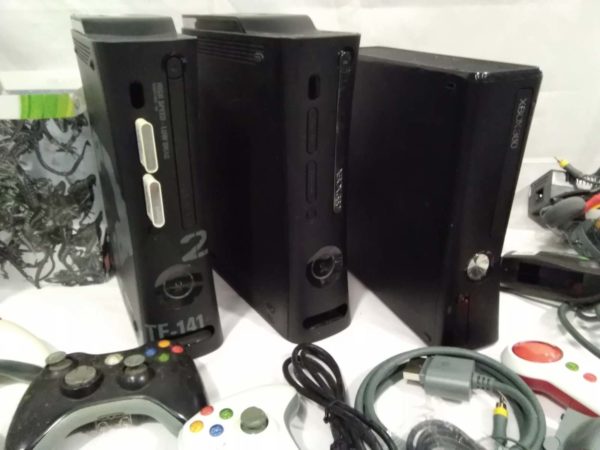 lot 635 Xbox consoles & accessories - Image 5