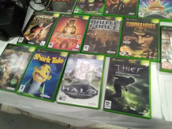 lot 636 Xbox console, controller & games - Image 6