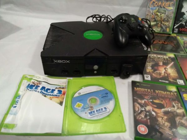 lot 636 Xbox console, controller & games - Image 4