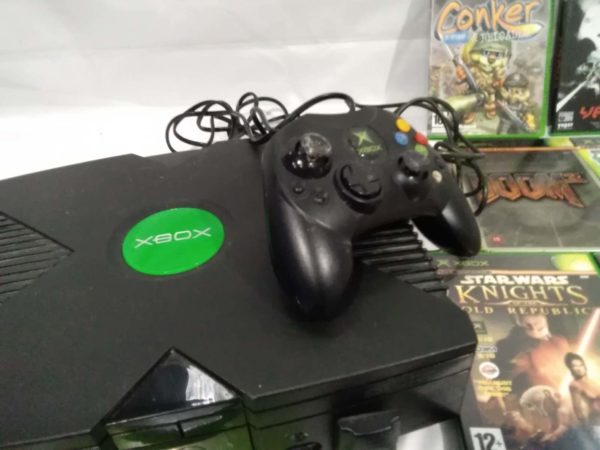 lot 636 Xbox console, controller & games - Image 3