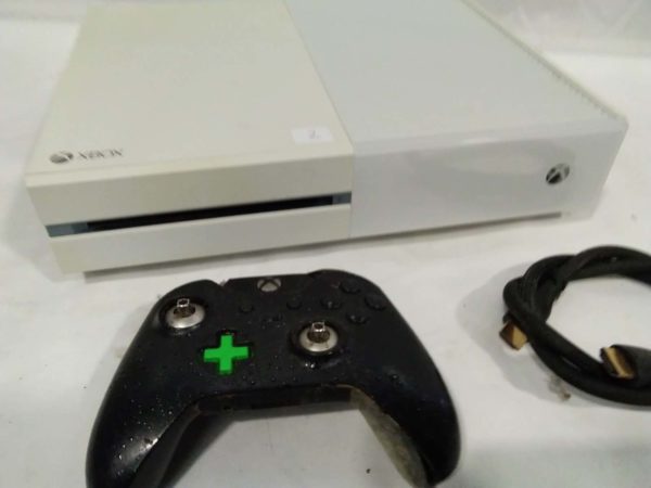 lot 639 xbox console - Image 2