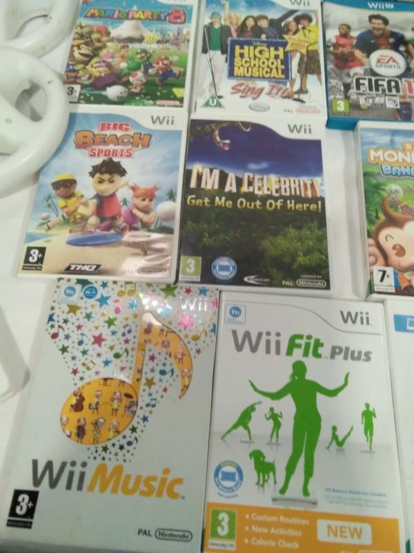 lot 640 Wii games & accessories - Image 5