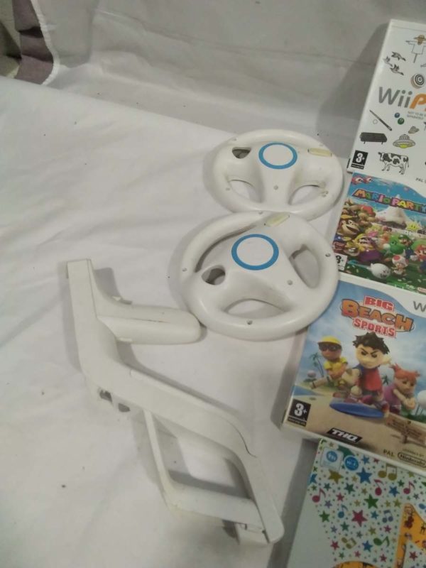 lot 640 Wii games & accessories - Image 4