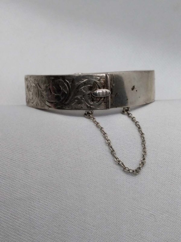 lot 647 vintage sterling silver engraved hinged bangle - Image 5