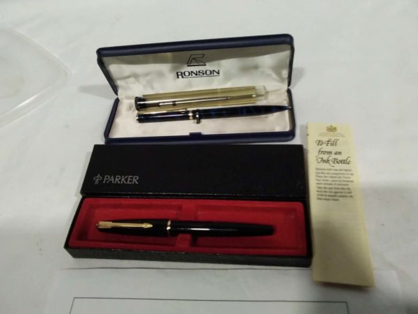 lot 656 boxed Parker & Ronson pens