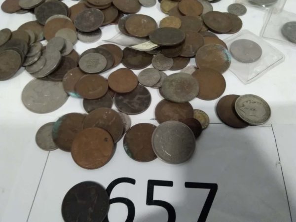 lot 657 assorted coins - Image 2