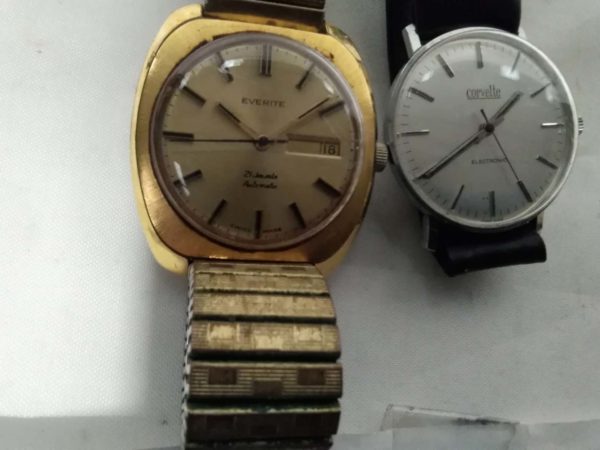 lot 672 2x vintage watches – Everite Automatic & Corvette - Image 6