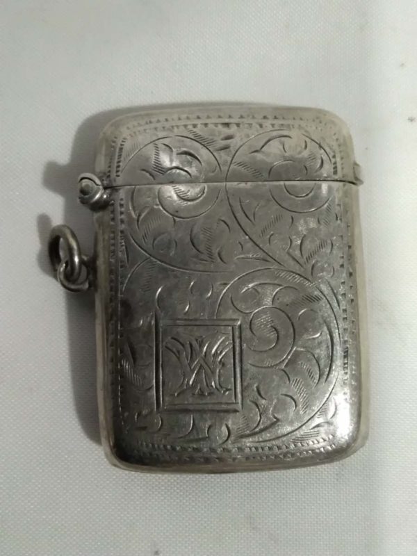 lot 673 Antique sterling silver vesta case / match safe