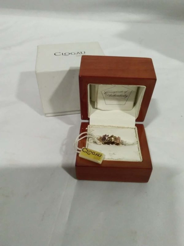 lot 682 Clogau gold ring marked 375 – gold & rose gold (3g) - Image 7