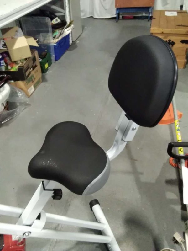 lot 685 exercise bike - Image 2