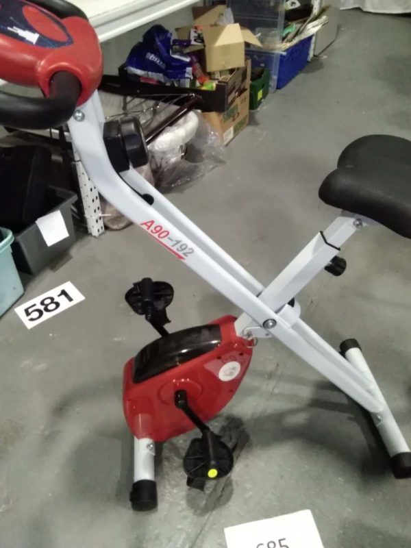 lot 685 exercise bike - Image 3