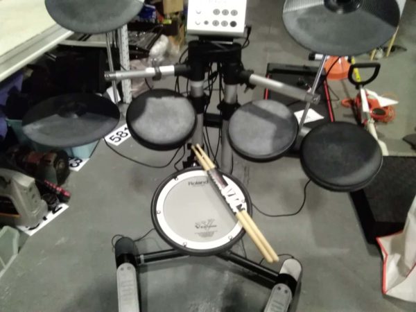 lot 686 Roland Drum kit - Image 2