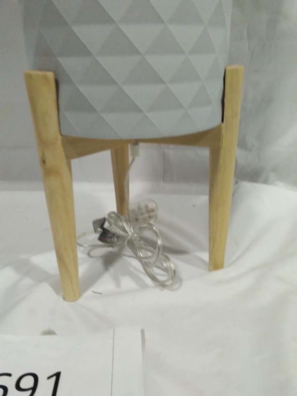 lot 691 modern tall lamp ( working) - Image 2