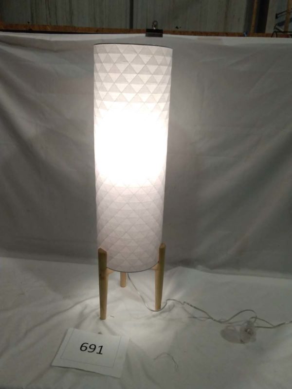 lot 691 modern tall lamp ( working) - Image 3