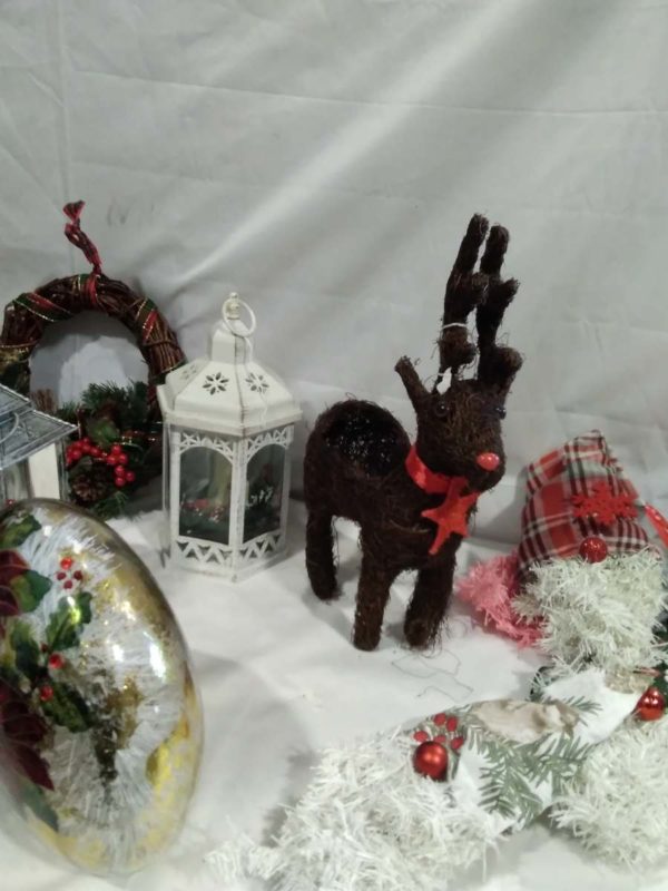 lot 713 Christmas decorations & accessories - Image 4