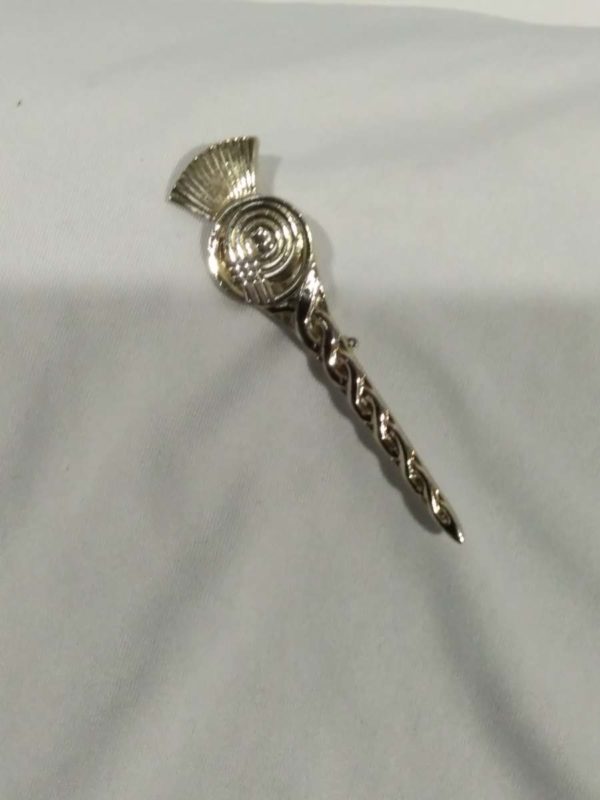 lot 722 large thistle stick brooch