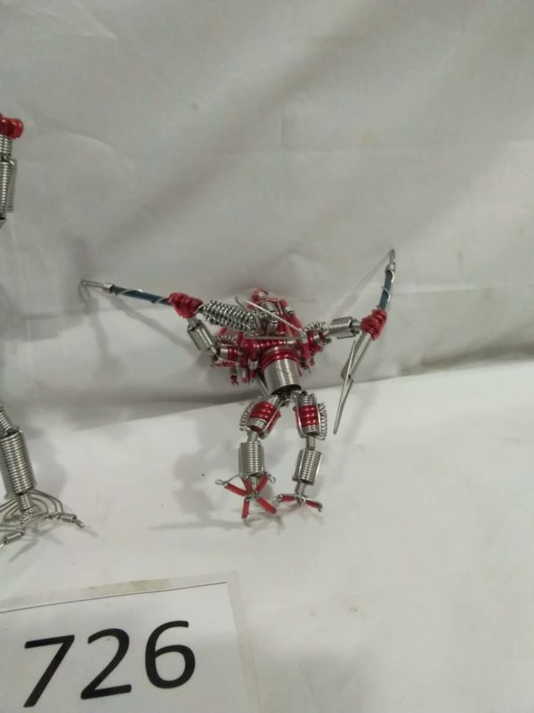 lot 726 2 x wire predator figures - Image 4