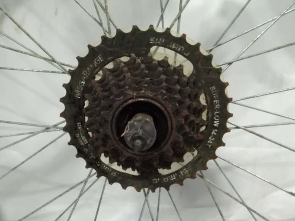 lot 732 2 x bicycle wheels - Image 5