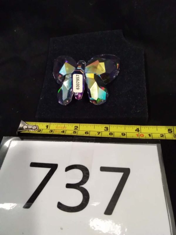 lot 737 boxed Swarovski crystal butterfly - Image 3