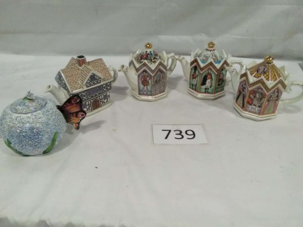 lot 739 5 x collectors teapots inclulding 4 x Sadler & 1 x Crown Dorset - Image 2